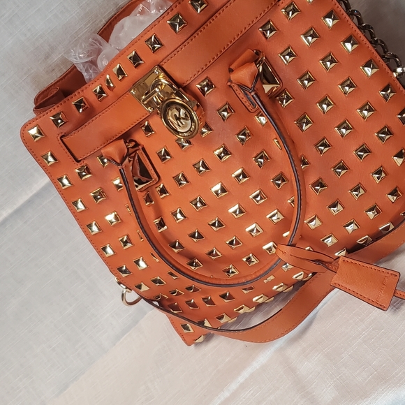 Partial set of studded michael kors hamilton bags - Picture 6 of 14